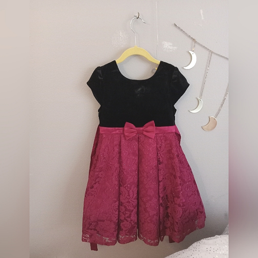 Girls red and black dress size 5